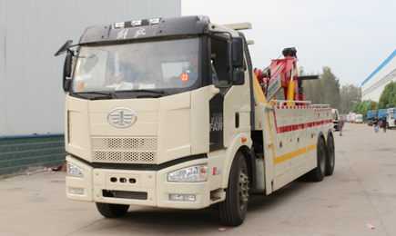 解放j6后雙橋拖吊連體清障車