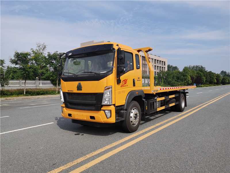 國(guó)六重汽豪沃8噸板黃牌一拖二清障車(chē)