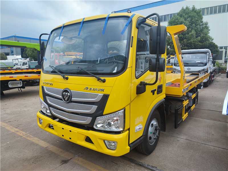 國(guó)六福田毆馬可藍(lán)牌一拖二清障車(chē)